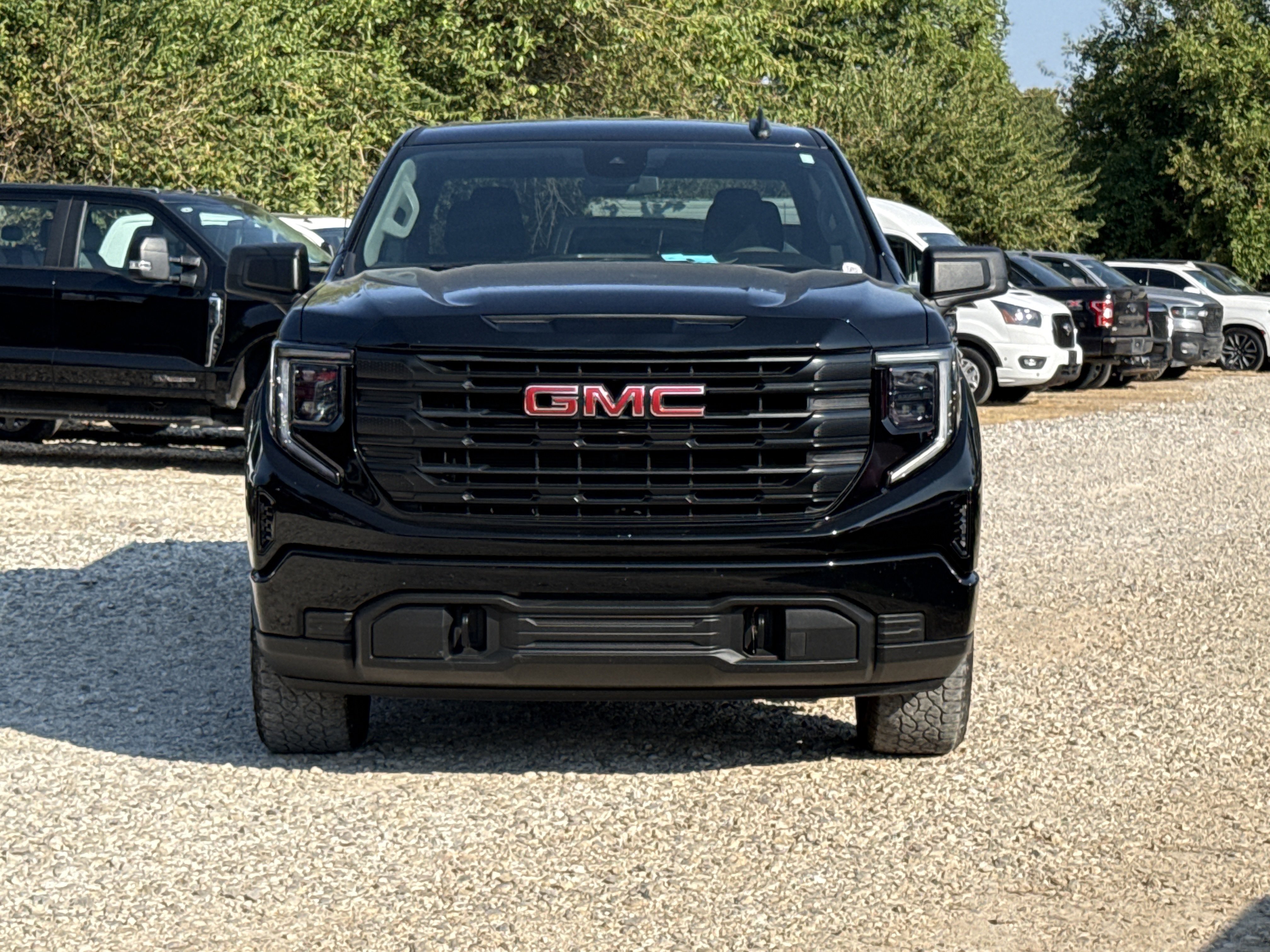 gmc sierra 1500 2023 1GTRUAED4PZ325494 image gmc sierra 1500 2023 1GTRUAED4PZ325494 image